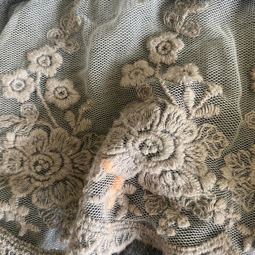Abercrombie Top - Picture 4 of 4